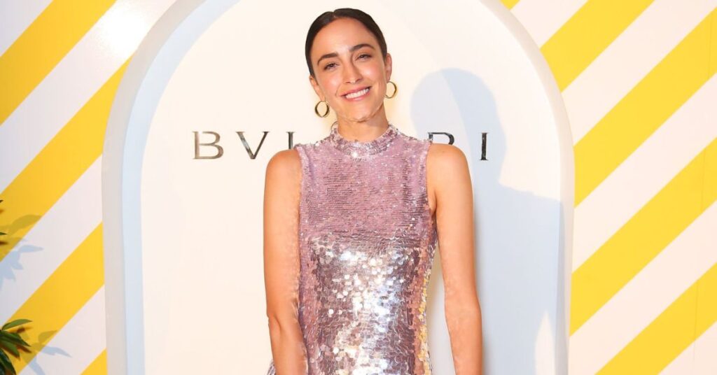 What is Abbey Gelmi’s net worth?